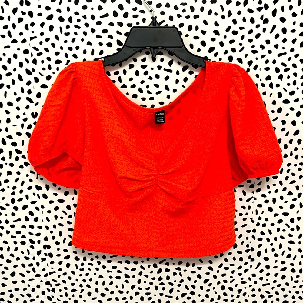 ORANGE, CROPPED PUFFY SLEEVE TOP ** NEVER WORN